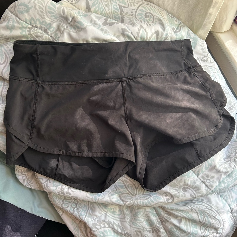 Black Lululemon Women's Speed Up Shorts